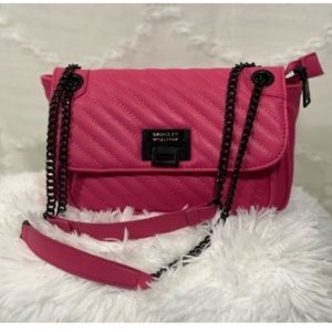 Badgley Mischka fuchsia shoulder bag